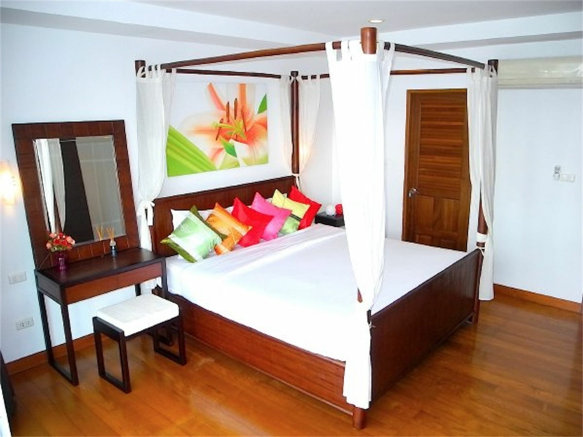 Sunrise 3 Bedrooms Modern Apartment In Nai Harn Rawai Eksteriør bilde